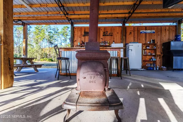 Steinhatchee, FL 32359,1313 OAK POND CIR