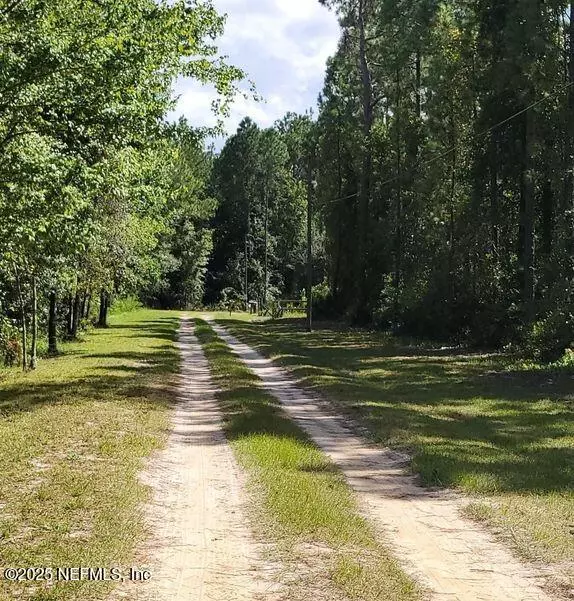 Keystone Heights, FL 32656,4329 BONDARENKO RD