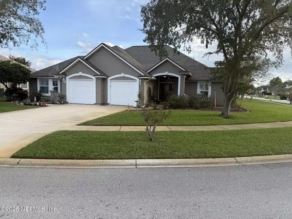 2923 SOUTHBANK CIR, Green Cove Springs, FL 32043
