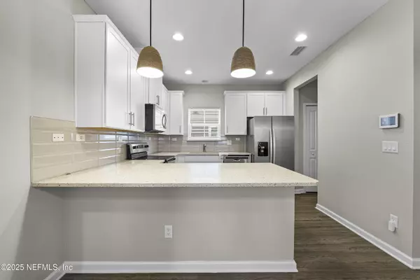 Fleming Island, FL 32003,2113 HAWKEYE PL