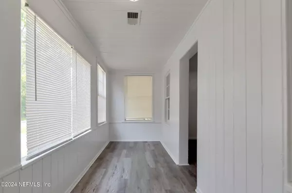 Jacksonville, FL 32209,859 W 28TH ST