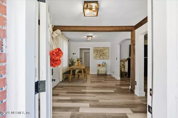 Jacksonville, FL 32205,1037 S FAIRWOOD LN