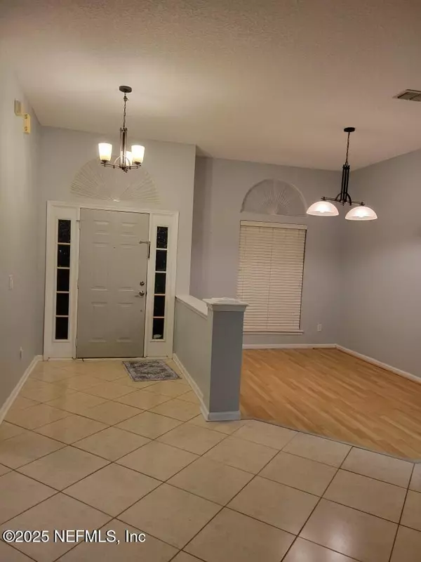 Jacksonville, FL 32244,5509 BRISTOL BAY LN N