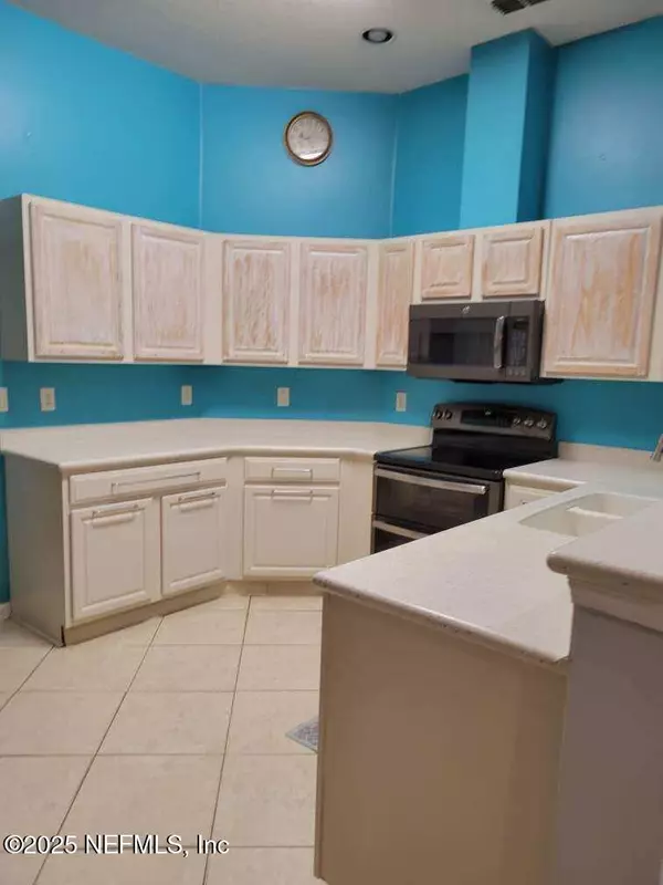 Jacksonville, FL 32244,5509 BRISTOL BAY LN N