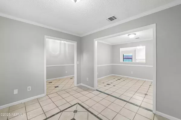 Jacksonville, FL 32225,12467 E SWALLOW HAWK CT