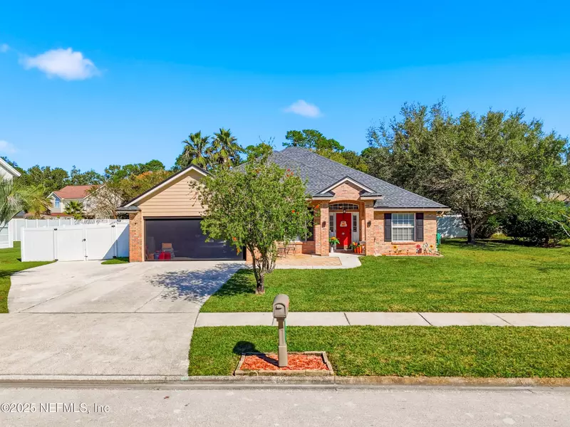 1077 SEATTLE SLEW LN, Jacksonville, FL 32218