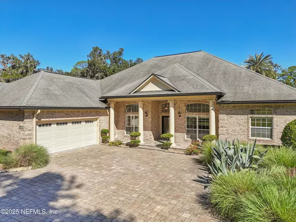 2553 SPREADING OAKS LN, Jacksonville, FL 32223
