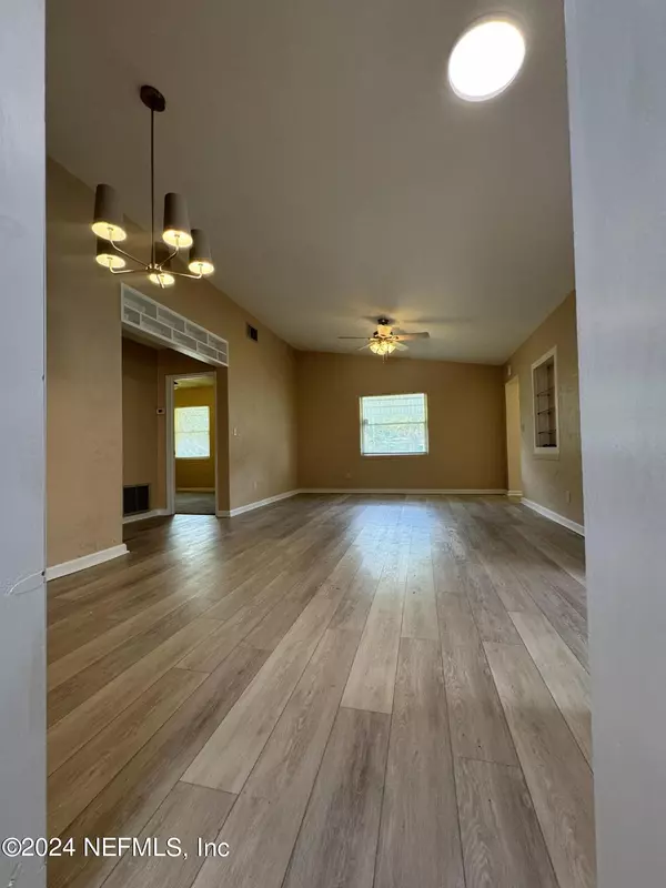 Jacksonville, FL 32246,3842 RUBY DR W