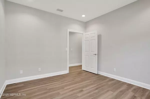 Fruit Cove, FL 32259,34 ROBERTS VILLAGE CT #401