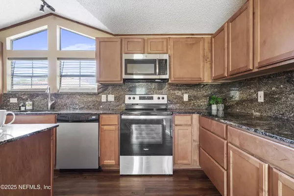 Bryceville, FL 32009,12579 US 301