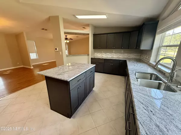 Orange Park, FL 32073,2974 LAKESIDE VILLA RD