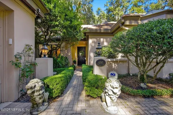 Jacksonville, FL 32217,6787 LINFORD LN