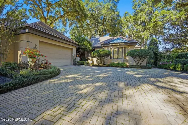 Jacksonville, FL 32217,6787 LINFORD LN