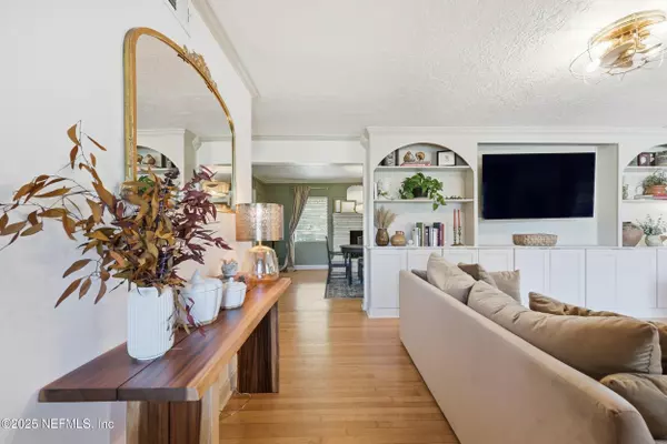 Jacksonville, FL 32207,1315 MAYFAIR RD