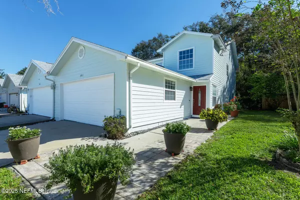 3911 MEADOWVIEW DR N, Jacksonville, FL 32225