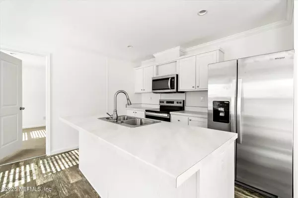 East Palatka, FL 32131,163 SAN JUAN AVE