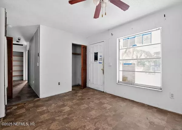 Gainesville, FL 32641,2532 NE 13TH AVE