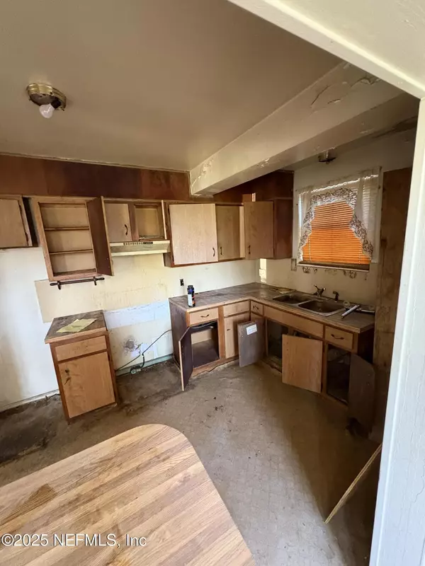 Jacksonville, FL 32208,7848 TORY PL N