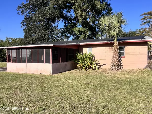 2111 SUNRISE DR, Jacksonville, FL 32246