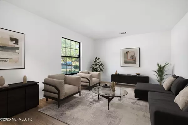 Jacksonville, FL 32218,924 TURTLE CREEK DR S