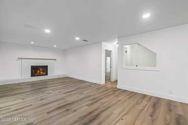 Jacksonville, FL 32277,5477 BRIGHTWATER LN