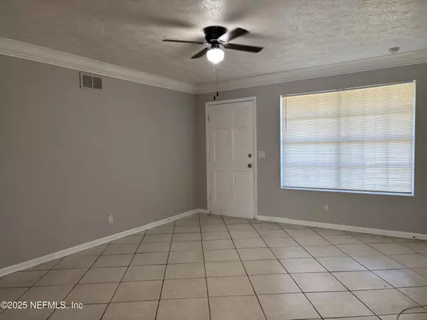 Jacksonville, FL 32210,7430 JADE DR N