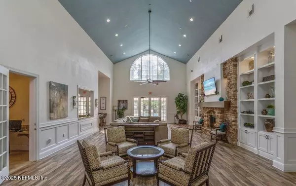 Jacksonville, FL 32216,8550 TOUCHTON RD #223