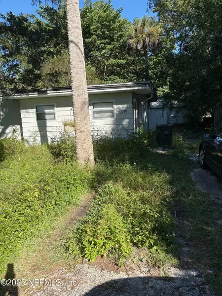 3749 BUNNELL DR, Jacksonville, FL 32246