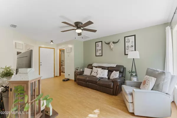 Starke, FL 32091,820 LEE ST