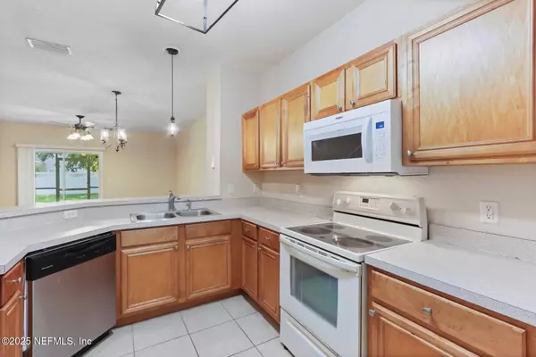 Orange Park, FL 32065,3750 SILVER BLUFF BLVD #2207