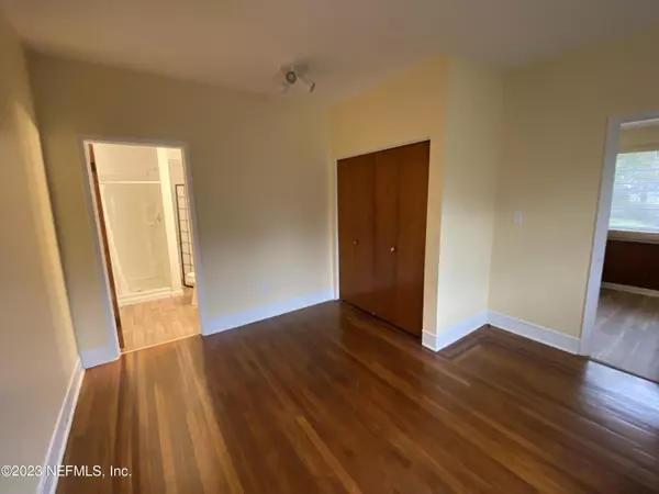 Jacksonville, FL 32204,2609 POST ST #1