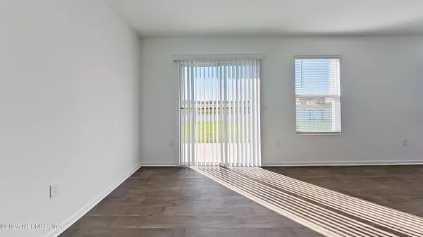 Jacksonville, FL 32218,12452 RUBBER FIG TER