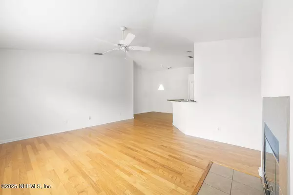 Jacksonville Beach, FL 32250,168 JARDIN DE MER PL #168