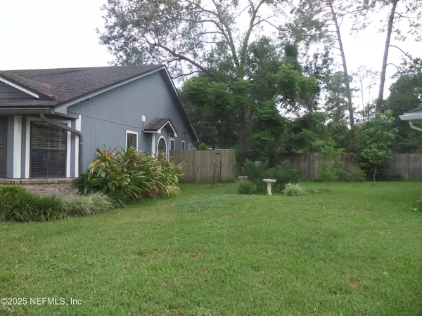 Jacksonville, FL 32225,386 N HICKORY HOLLOW DR