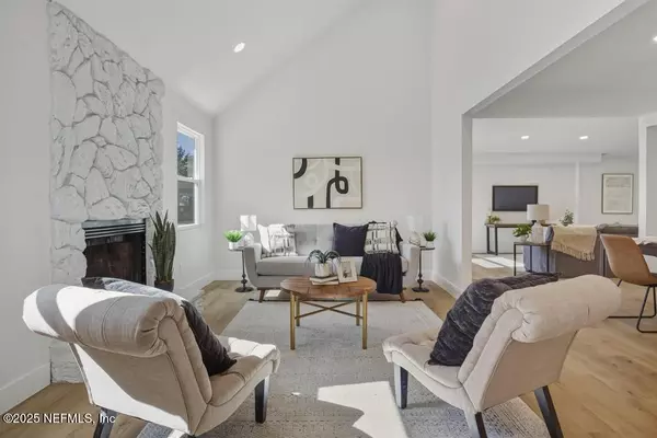 Jacksonville, FL 32257,10713 GELDING DR