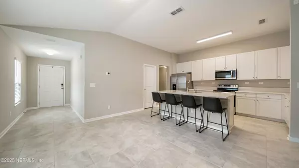 Jacksonville, FL 32218,4888 BIG PINE DR