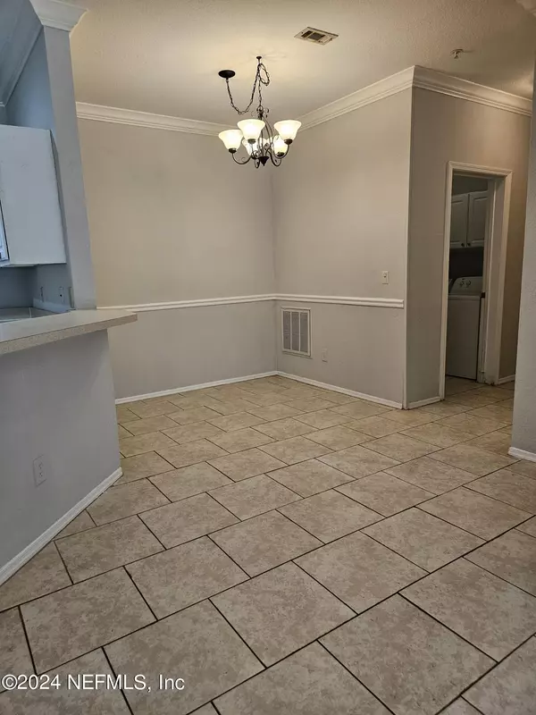 Jacksonville, FL 32224,13810 SUTTON PARK DR #916