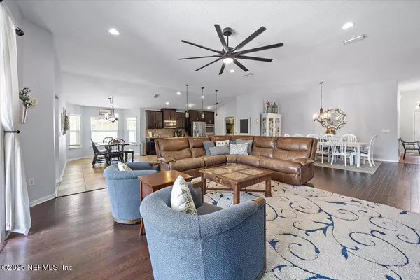 Jacksonville, FL 32223,11736 PADDOCK GATES DR