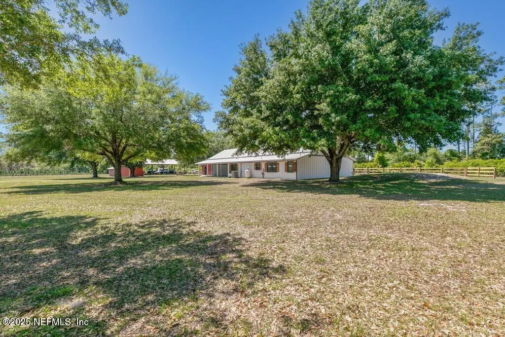 San Mateo, FL 32187,641 E STATE ROAD 100