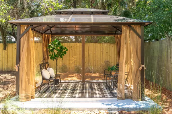 Fernandina Beach, FL 32034,1028 SOUTH 9TH ST