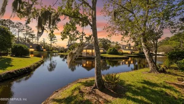 Jacksonville, FL 32256,7701 BAYMEADOWS CIR W #1061