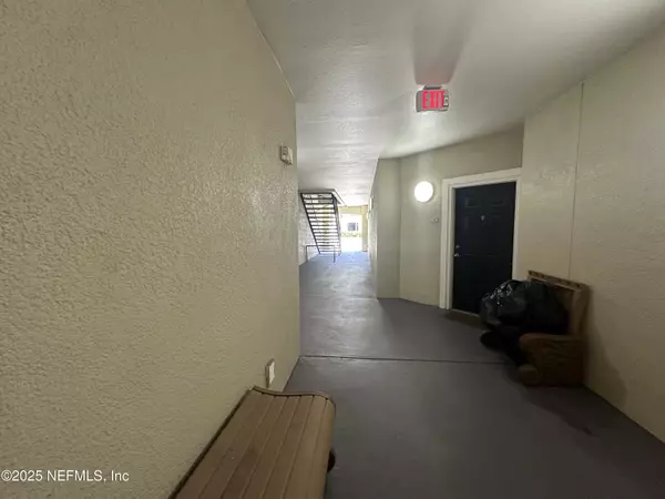 Jacksonville, FL 32216,8290 GATE Pkwy #203