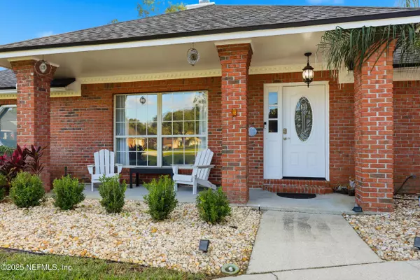 Jacksonville, FL 32223,1904 ST MARYS CT