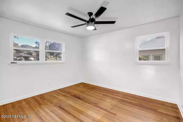 Jacksonville, FL 32216,691 GROVE PARK BLVD