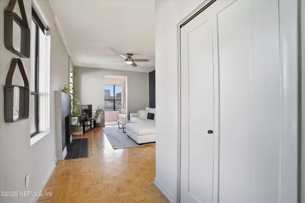 Jacksonville, FL 32204,2545 OAK ST #18