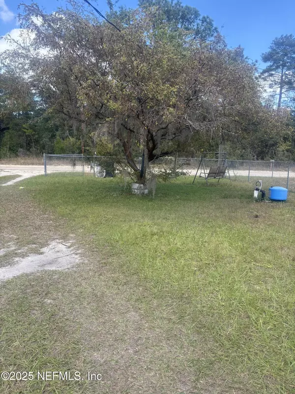 Interlachen, FL 32148,115 COLOGNE ST