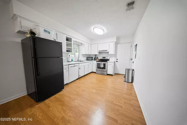 Jacksonville, FL 32244,8342 BARRACUDA RD