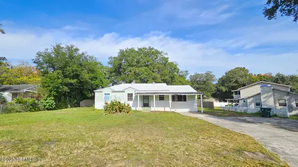 9751 MACARTHUR CT S, Jacksonville, FL 32246