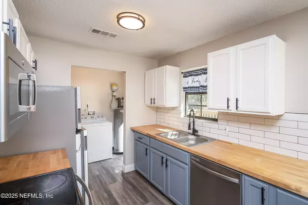 St. Augustine, FL 32084,1131 BUTLER AVE