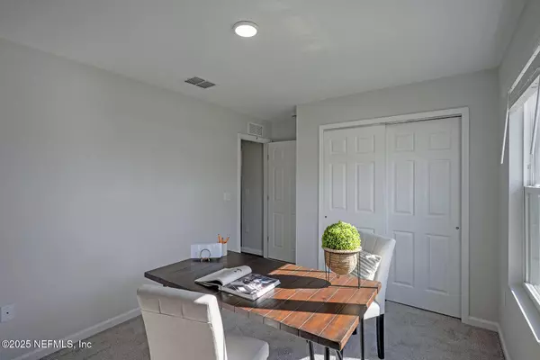 Jacksonville, FL 32221,1205 JEWELSTONE LN